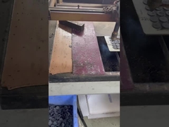 Çizilmiş Logo Plastik Ceket Düğmeleri 34L Kamuflaj Renk Kullanımı Ceket Kazak